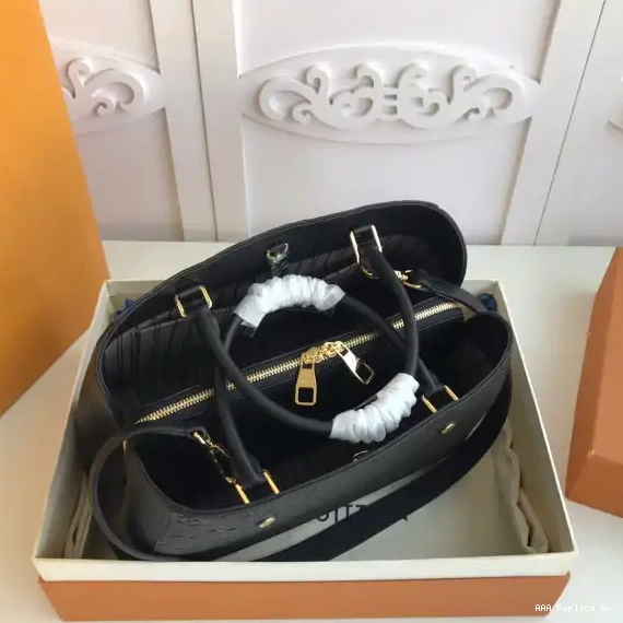 AAA Pruses Bags LOUIS MM VUITTON MONTAIGNE 0608